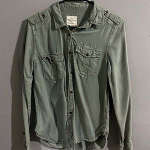 american eagle button up